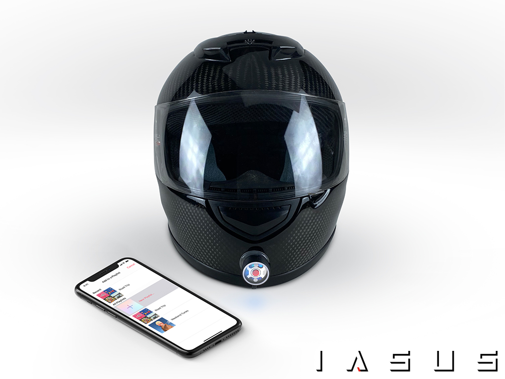 iasus rekon with helmet and smartphone